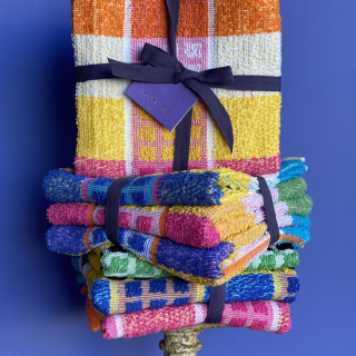 bloom-and-plume-towels